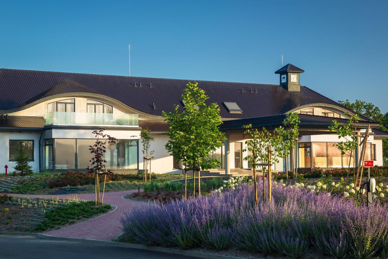 Modry Las Golf Resort 호슈치노 외부 사진